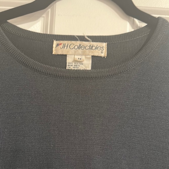 JH Collectibles Women Short Sleeve Tee - Picture 2 of 7